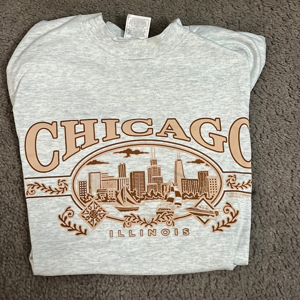 chicago graphic t